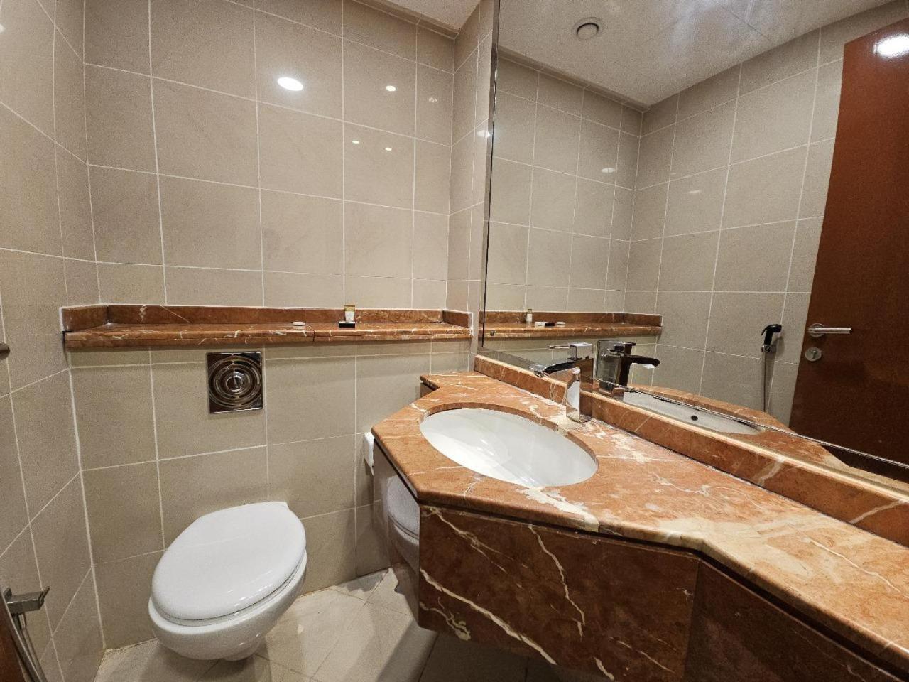 Royal Concorde Hotel & Suite Dubai Luaran gambar