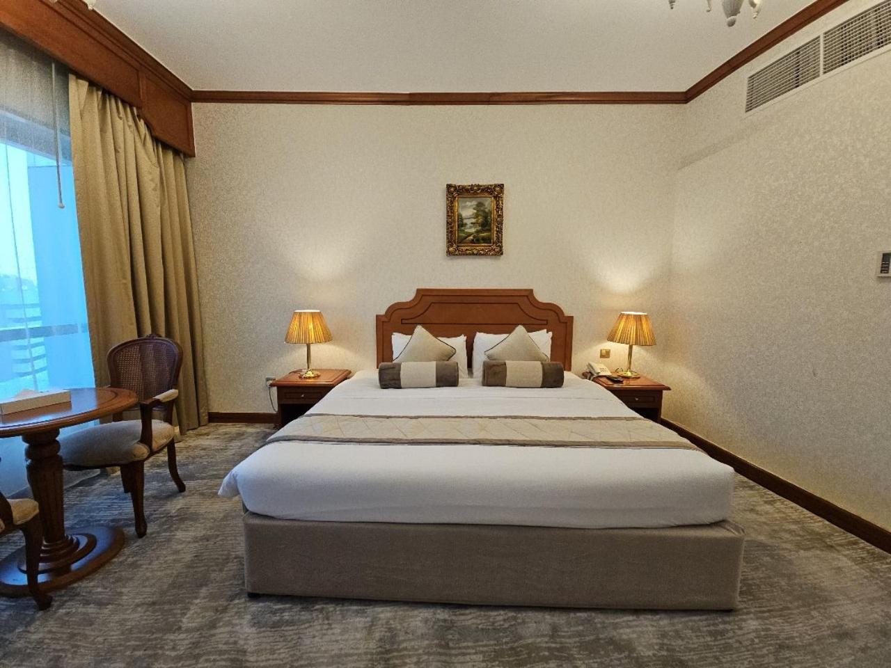 Royal Concorde Hotel & Suite Dubai Luaran gambar